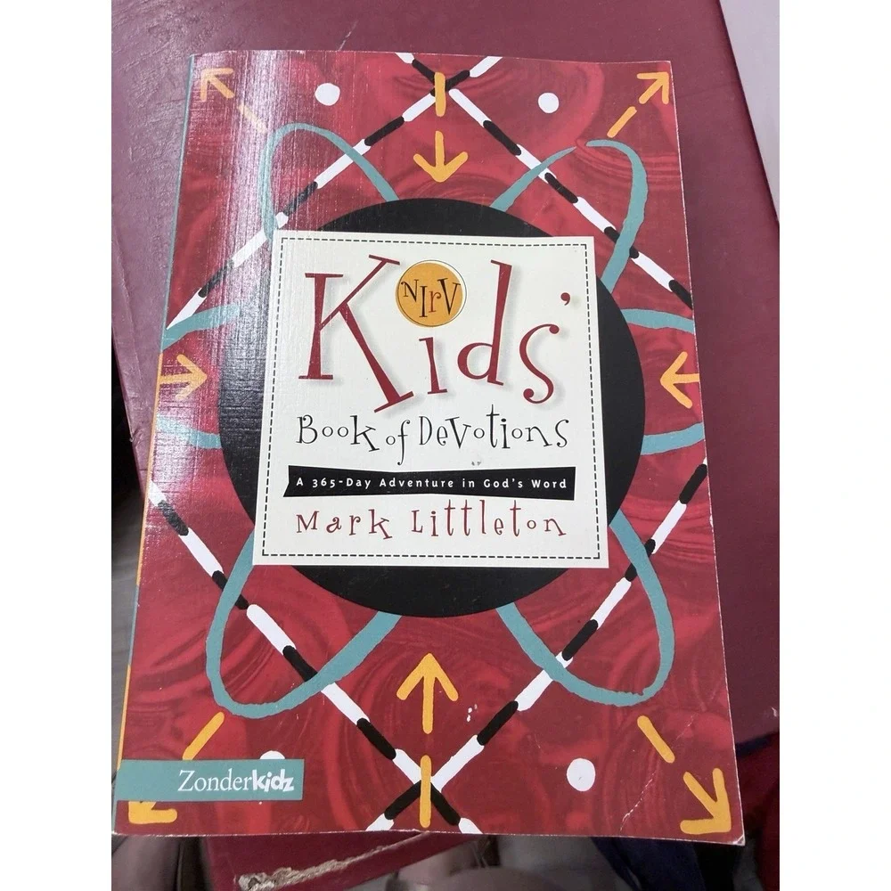 NIRV Kid's Book of Devotions : A 365-Day Adventure in God's Word by Mark...